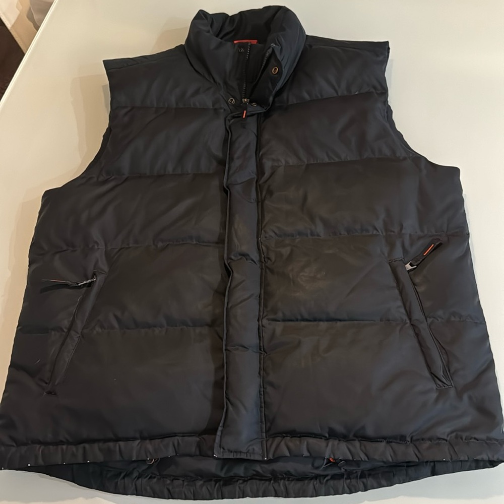 Banana Republic goose down vest - size L